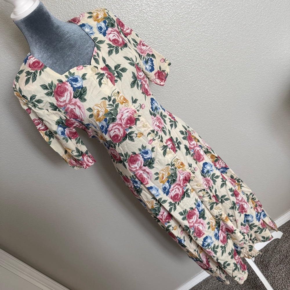 Ricki Women’s Medium Yellow Floral Vintage Dress